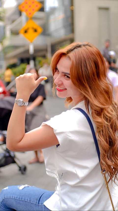 Berperan Sebagai Mella, Intip Gaya Sandi Ishabella Pemain Baru Tajwid Cinta