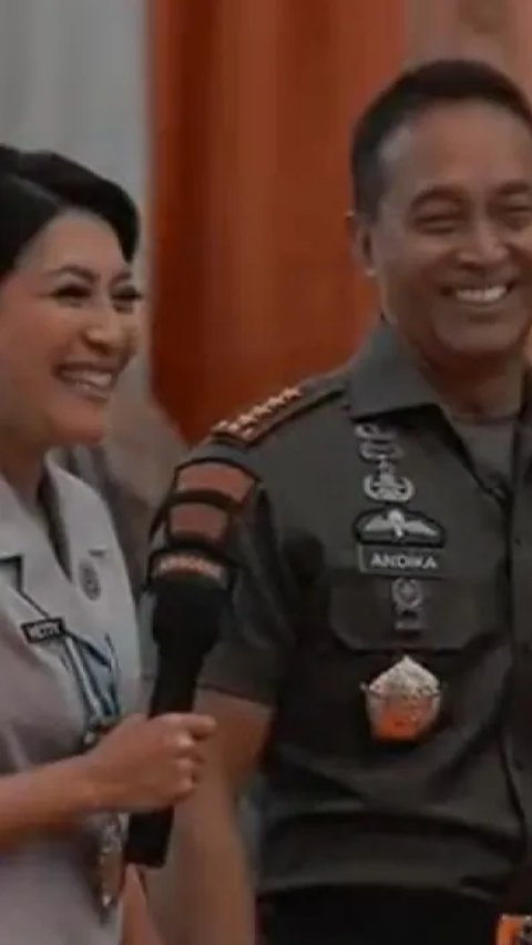 Cerita Awal Ketemu Eks Panglima TNI & Istri, Saling Taksir Tapi Tak Berbicara