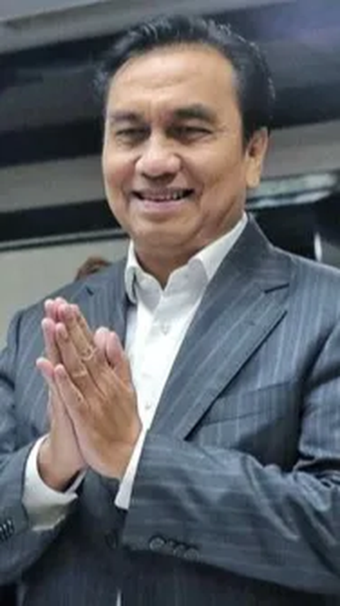 Kelakar Prabowo ke Effendi Simbolon: Jangan Galak-Galak Pak
