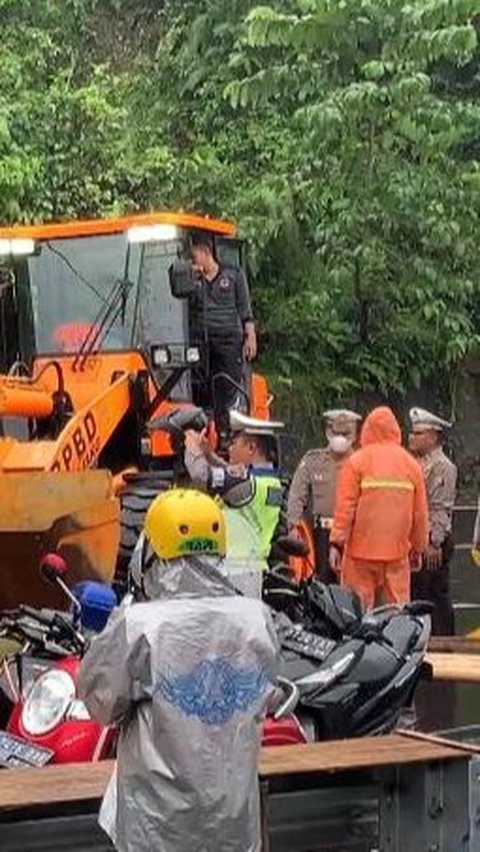 Tiga Warga Meninggal Dunia Akibat Longsor di Lumajang