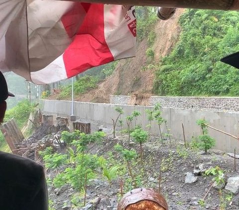 Tiga Warga Meninggal Dunia Akibat Longsor di Lumajang