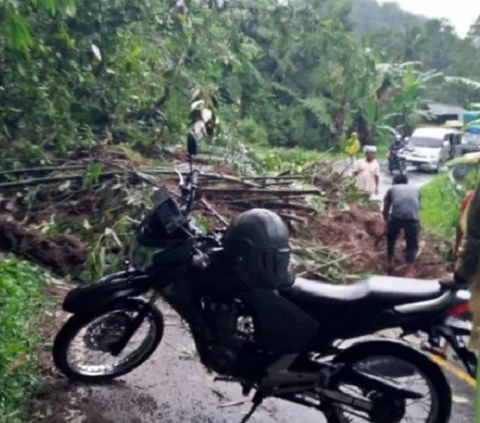 Tiga Warga Meninggal Dunia Akibat Longsor di Lumajang