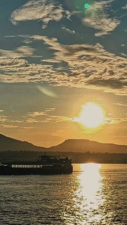 Buntut Libur Sekolah, Pelabuhan Ketapang Banyuwangi Macet Parah