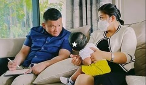 Anak Ferdy Sambo & Putri Candrawathi Unggah Momen Manis Ortunya, &lsquo;Happy Anniversary Mams n Paps&rsquo;