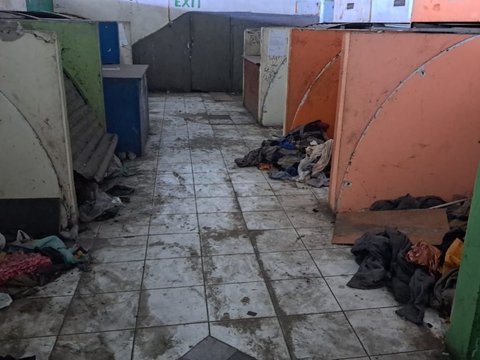 Menelusuri Lokasi Diduga jadi Tempat 'Nyabu' di Blok G, Botol dan Sedotan Mirip Bong Berserakan