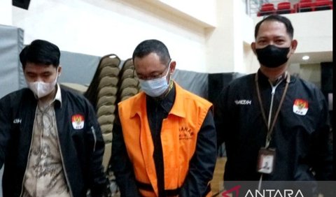 KPK Jebloskan Mantan Kepala Bea Cukai Makassar Andhi Pramono ke Penjara