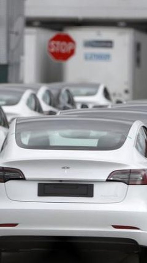 Tesla Pecat Karyawan di Pabrik Shanghai China
