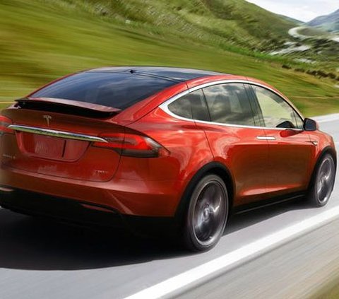 Tesla Pecat Karyawan di Pabrik Shanghai China
