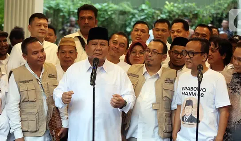 Kedatangan tim pemenangan Prabowo disambut Ketua Umum Projo Budi Arie Setiadi serta Bendahara Umum Projo Panel Barus.
