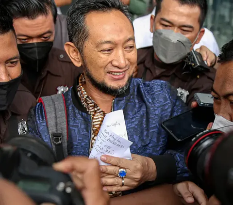 Resmi, Mantan Kepala Bea Cukai Makassar Andhi Pramono Dipecat dari PNS
