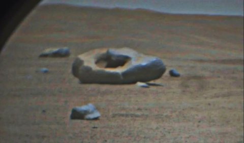 Ada Batuan Berbentuk Donat Ditemukan di Planet Mars, Ilmuwan Masih Mempelajarinya