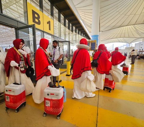 Data Siskohat yang diakses pada Sabtu (8/7), yang telah diterbangkan dari Bandara Internasional King Abdul Aziz, Jeddah tercatat sebanyak 66 kloter.