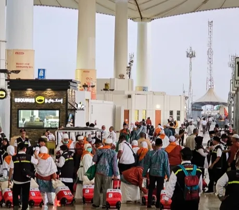 Momen Kepulangan Jemaah Haji Asal Jateng dan DIY, 72 Orang Meninggal Dunia
