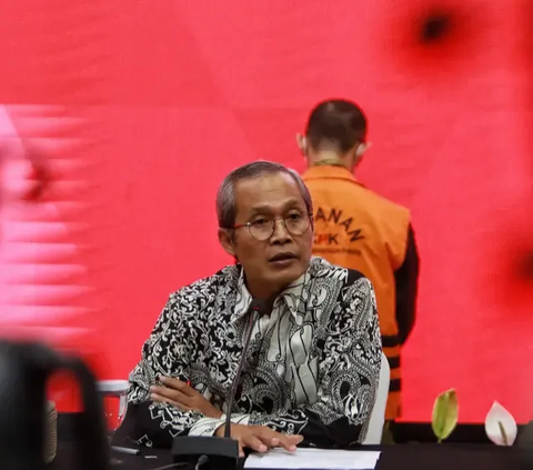 Alex mengungkapkan penerimaan gratifikasi tersebut diduga terjadi pada rentang waktu 2012-2022.