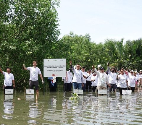 Penanaman mangrove ini turut dihadiri oleh Wakil Direktur I PIP Makassar Captain Irfan Fauzon dan Wakil Direktur II PIP Makassar Captain Octavera. Para petinggi PIP Makassar ini memberikan apresiasi atas kontribusi PIS dalam pelestarian ekosistem mangrove.