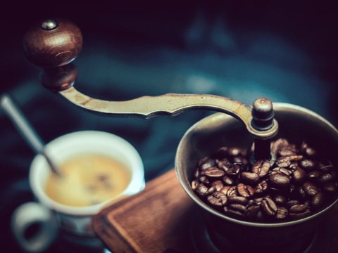 Adakah Perbedaan Manfaat Kesehatan antara Kopi Robusta dengan Arabika?