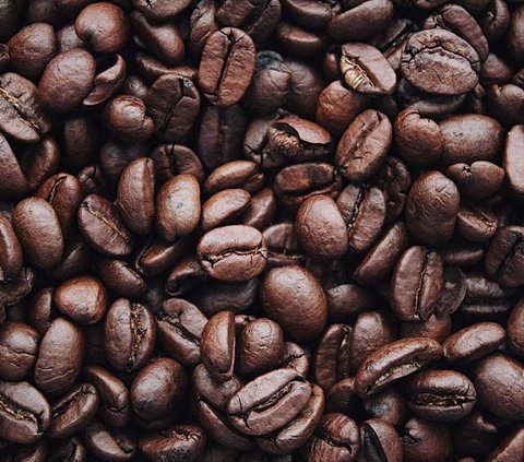 Adakah Perbedaan Manfaat Kesehatan antara Kopi Robusta dengan Arabika?