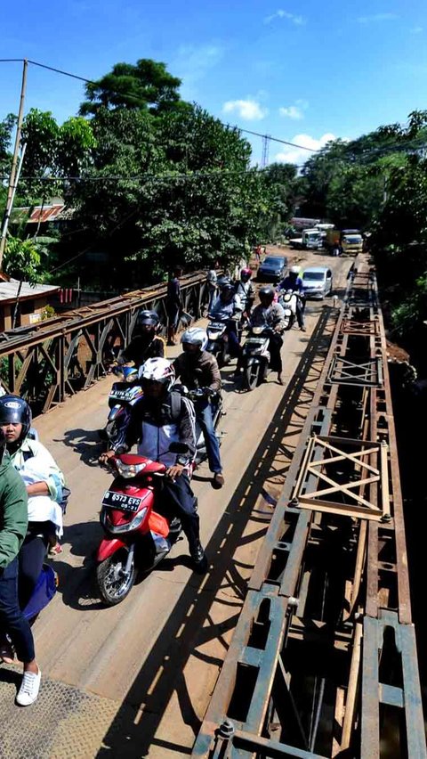 Rencana pemasangan jembatan bailey sebagai pengganti Jembatan Kali Glidik II dilaksanakan dalam dua tahap, yakni tahap 1 memiliki panjang bentang 30 meter dan tahap 2 dengan bentang panjang 18 meter. Jembatan bailey adalah jembatan rangka baja prafabrikasi yang bersifat portabel dan umumnya digunakan sebagai jembatan darurat.