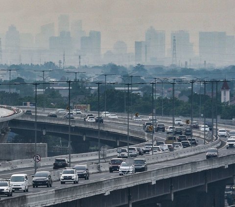 Hati-Hati Macet, Ada Perbaikan Jalan di Tol Jakarta-Cikampek