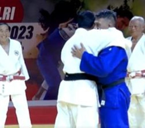 Gagah Perkasa, Kapolri Jenderal Sigit Banting Atlet Judo Dua Kali hingga Keok