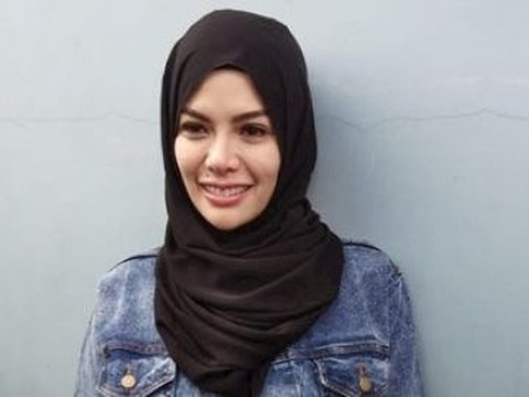 Diberikan Kelancaran, Nikita Mirzani Ternyata Rajin Salat dan Bangun Tengah Malam untuk Tahajud