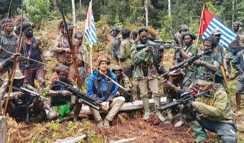 Benny melanjutkan, personel gabungan Polres Yahukimo bekerja sama dengan Satgas Damai Cantenz langsung melakukan back-up setelah menerima laporan penembakan tersebut.