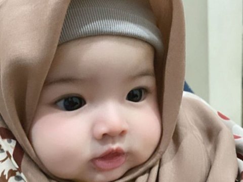 Potret Terbaru Baby Kenes Anak Kedua Nella Kharisma Kini Menginjak 4 Bulan, Gemesin Bak Boneka Hidup!