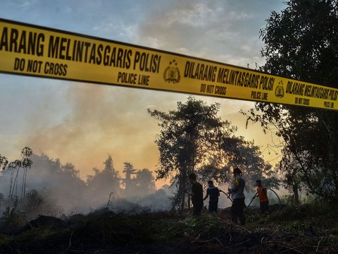FOTO: Pekanbaru Siaga Kebakaran Hutan Akibat Cuaca Panas Ekstrem