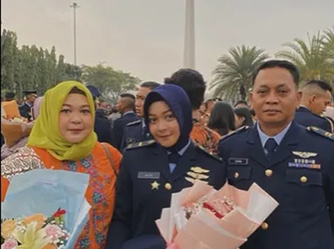 Potret Ayah & Putrinya Sama-sama Perwira TNI, Pangkatnya Cuma Beda Satu Tingkat
