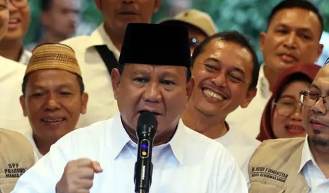 Ujang menilai, Prabowo sebagai pemimpin yang mengutamakan persatuan bangsa Indonesia di tengah tahun politik ini dan menjelang pesat demokrasi lima tahunan mendatang.
