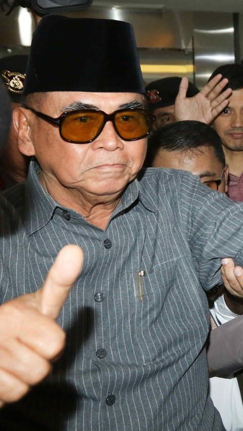 Kapolri Jenderal Listyo Sigit Prabowo menjelaskan, proses hukum terhadap Panji Gumilang hingga kini masih terus berjalan.