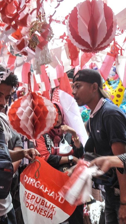 7. Lampion Kertas 17 Agustus - mulai dari Rp6.500