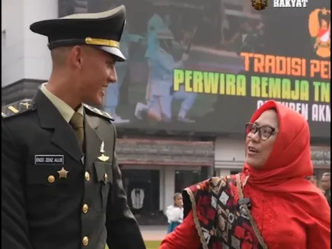 Peluk Mesra Sang Bunda, Letda Inf Enzo Langsung Teriak Usai Lulus Jadi Perwira TNI AD