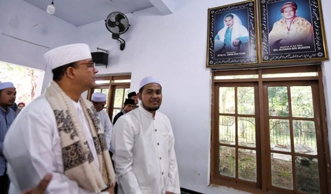 Gus Hasan mengaku telah membaca sejarah hidup dan biografi Anies. Termasuk tentang kesuksesannya selama menjadi gubernur DKI. Dia juga menyinggung soal didikan orangtua Anies yang dua-duanya merupakan seorang dosen.