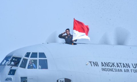 Pesawat C-130J Super Hercules Ketiga Mendarat di Indonesia Setelah 33 Jam Mengudara