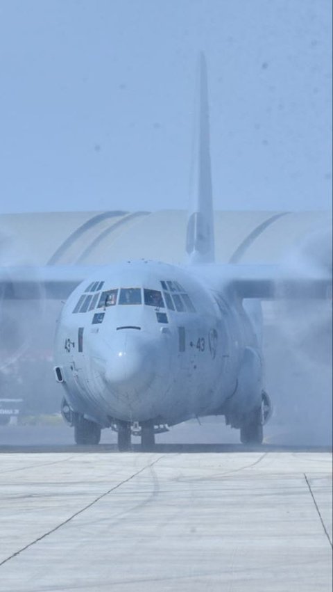 Pesawat C-130J Super Hercules Ketiga Mendarat di Indonesia Setelah 33 Jam Mengudara