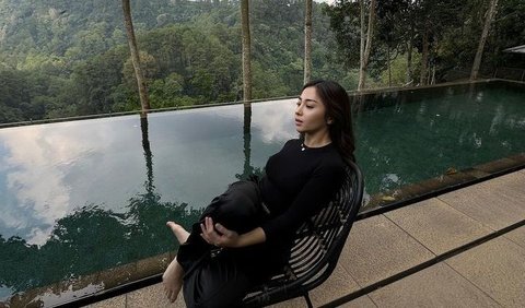 Penampilan Nikita Willy langsung mencuri perhatian netizen. Mereka menuliskan berbagai komentar.