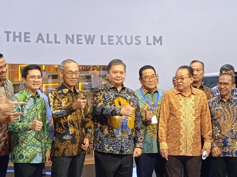 GIIAS 2023, Airlangga Target Penjualan Mobil Capai Rp15 Triliun