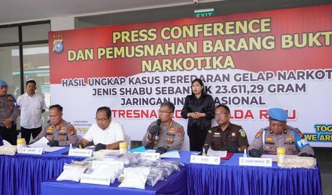 Kasubdit I Dit Narkoba Polda Riau Kompol Boby Ramadan Sebayang menambahkan,  PA juga pernah menjadi kurir pada awal tahun 2023 untuk modal nikah.