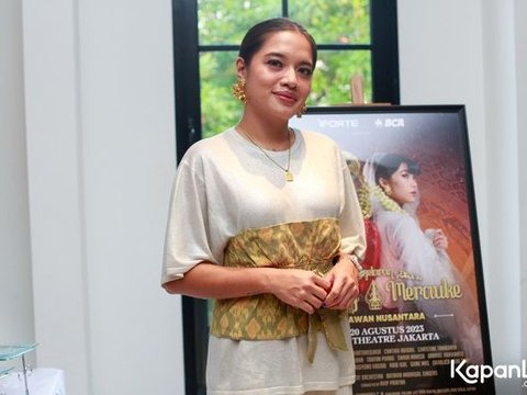 Potret Isyana Sarasvati yang Cantik dengan Busana Merah saat Latihan Menjelang Pagelaran 'Pahlawan Nusantara' dari Sabang hingga Merauke