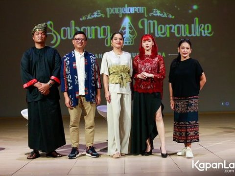 Potret Isyana Sarasvati yang Cantik dengan Busana Merah saat Latihan Menjelang Pagelaran 'Pahlawan Nusantara' dari Sabang hingga Merauke