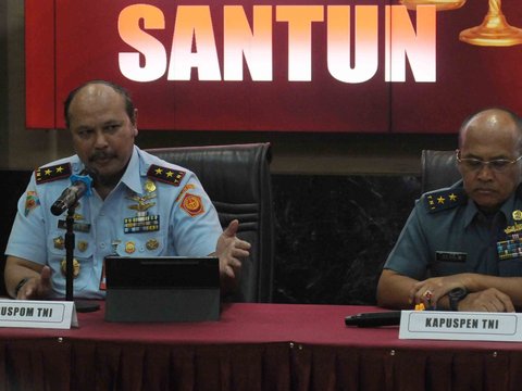 FOTO: TNI Blak-blakan Arogansi Mayor Dedi Geruduk Polres Medan untuk Pamer Kekuatan