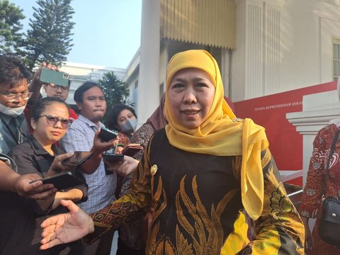 Sedang Ramai Isu Jadi Cawapres Anies, Khofifah Temui Jokowi di Istana