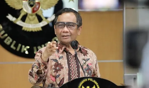 Senada, Menko Polhukam, Mahfud MD menyatakan  vonis kasasi MA telah mencapai titik final. Pemerintah maupun jaksa tidak memiliki kewenangan untuk melakukan PK setelah putusan kasasi dikeluarkan.