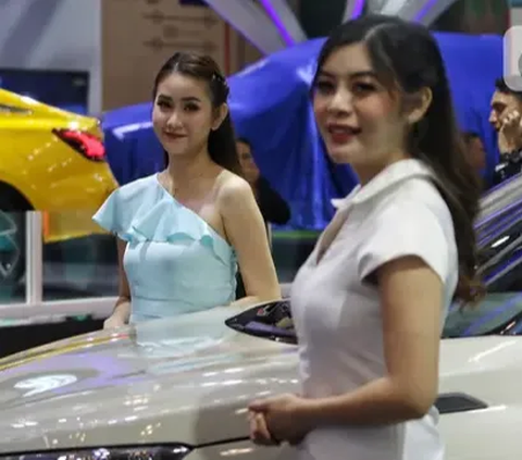 Lebih Tinggi dari UMR Jakarta, Ternyata Segini Bayaran SPG Cantik di GIIAS 2023