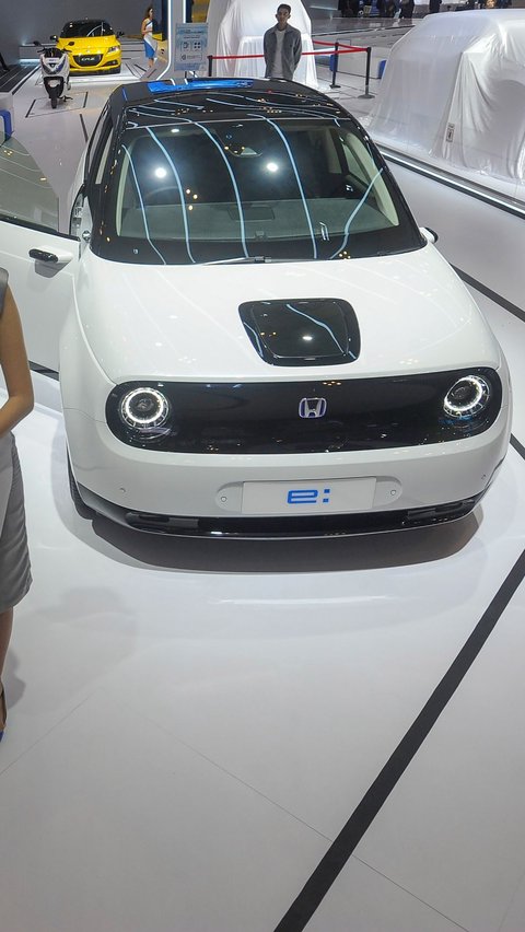 Honda e