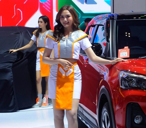 Sales Promotion Girl (SPG) atau usher tak bisa dipisahkan dengan ajang pameran. Termasuk pameran otomotif GAIKINDO Indonesia International Auto Show (GIIAS) 2023 yang berlangsung di ICE BSD, Tangerang Selatan, pada 10-20 Agustus 2023.