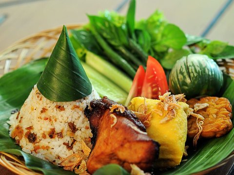 6. Resep Nasi Tutug Oncom