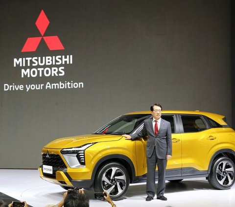 Kato-san mengatakan setelah debut global di GIIAS 2023, Mitsubishi XForce teknologi hybrid (HEV) akan diperkenalkan.  <br />Di Indonesia, XForce dipasarkan 2 varian, masing-masing Rp 379 juta dan Rp 412 juta.