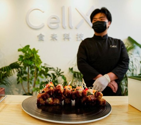 Sebuah start up asal China, CellX memproduksi daging hasil rekayasa laboratorium. Daging tersebut dibudidaya di laboratorium dengan memanfaatkan sel-sel hewan. <br /><br />Pada Rabu (9/8) lalu, CellX memperlihatkan sajian yang dimasak dari daging produksinya.